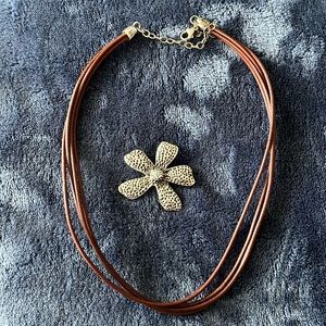 Silpada flower necklace